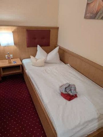 维尔亚雷斯泽腾酒店主图