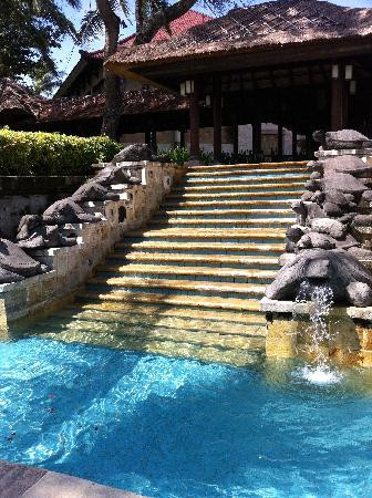 巴厘岛洲际度假村主图