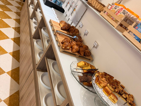 爱皮尼公园酒店主图