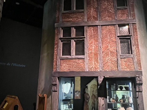 Historial of Vendee-Les Lucs-sur-Boulogne必去景点