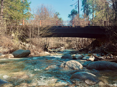 Whiskeytown Lake-雷丁必去景点