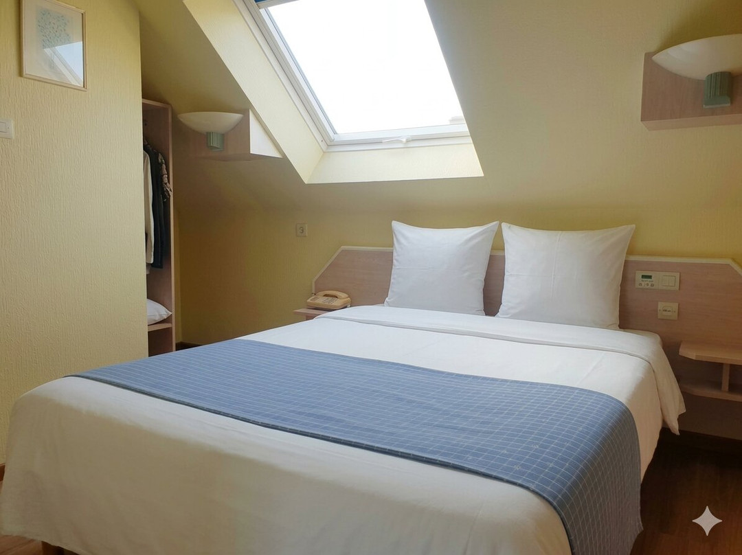 奥迪罗斯餐厅酒店主图