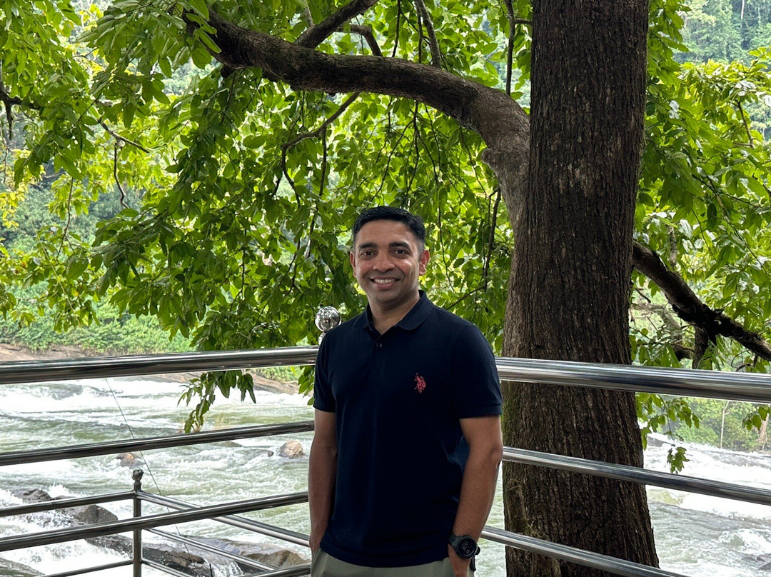 Vazhachal Waterfalls-德里久尔必去景点