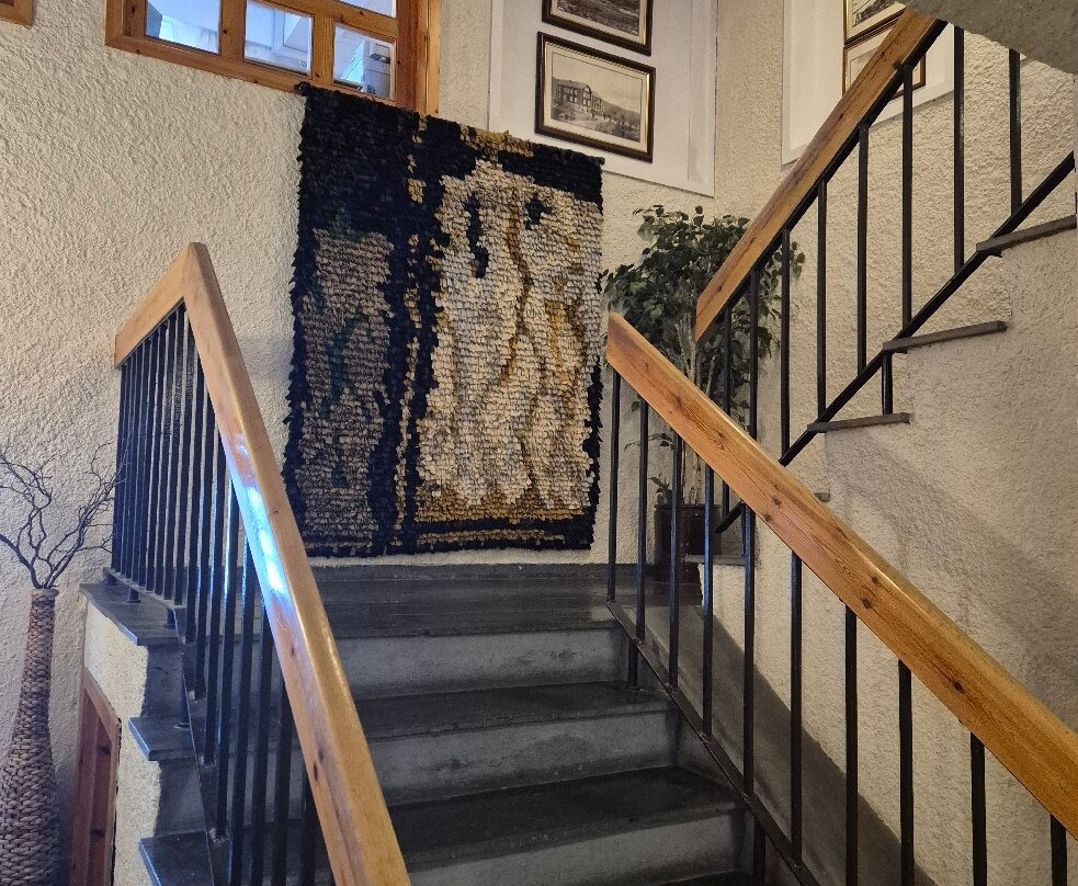 葛洛特里赫耶尔酒店主图