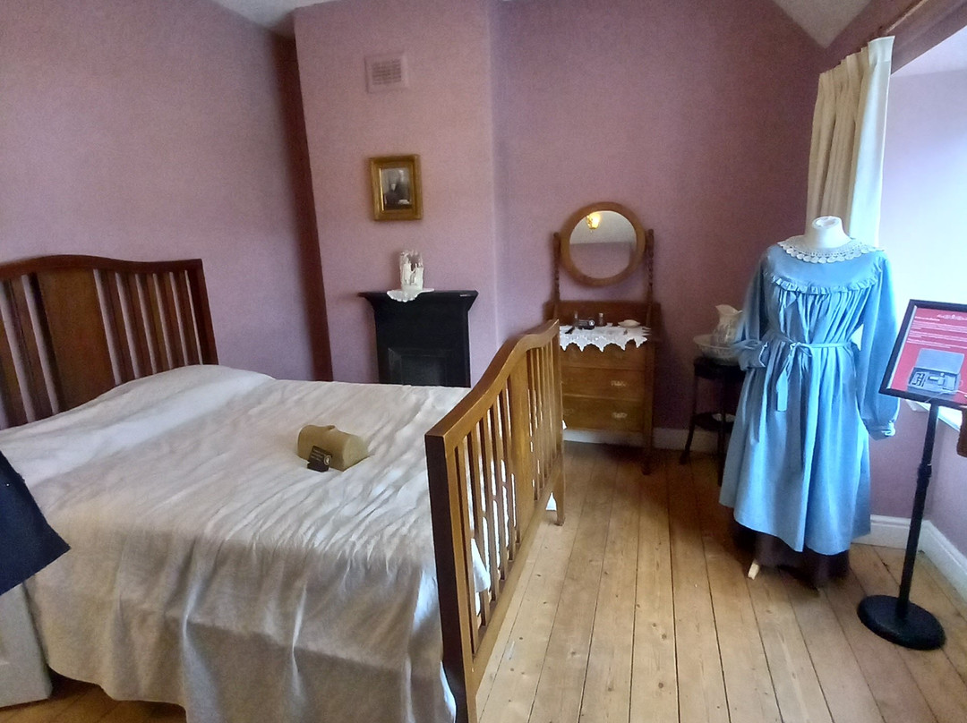 Port Sunlight Village Walking Tours