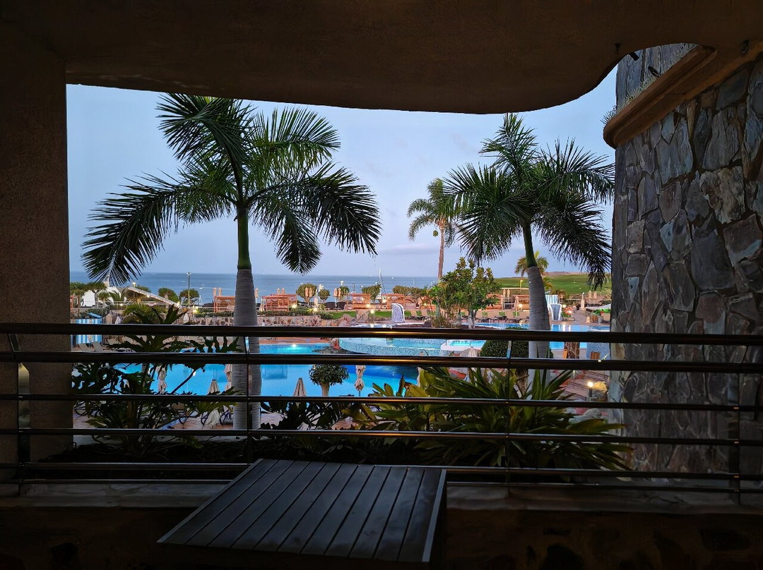 H10普拉亚梅洛内拉斯地平线精选酒店主图