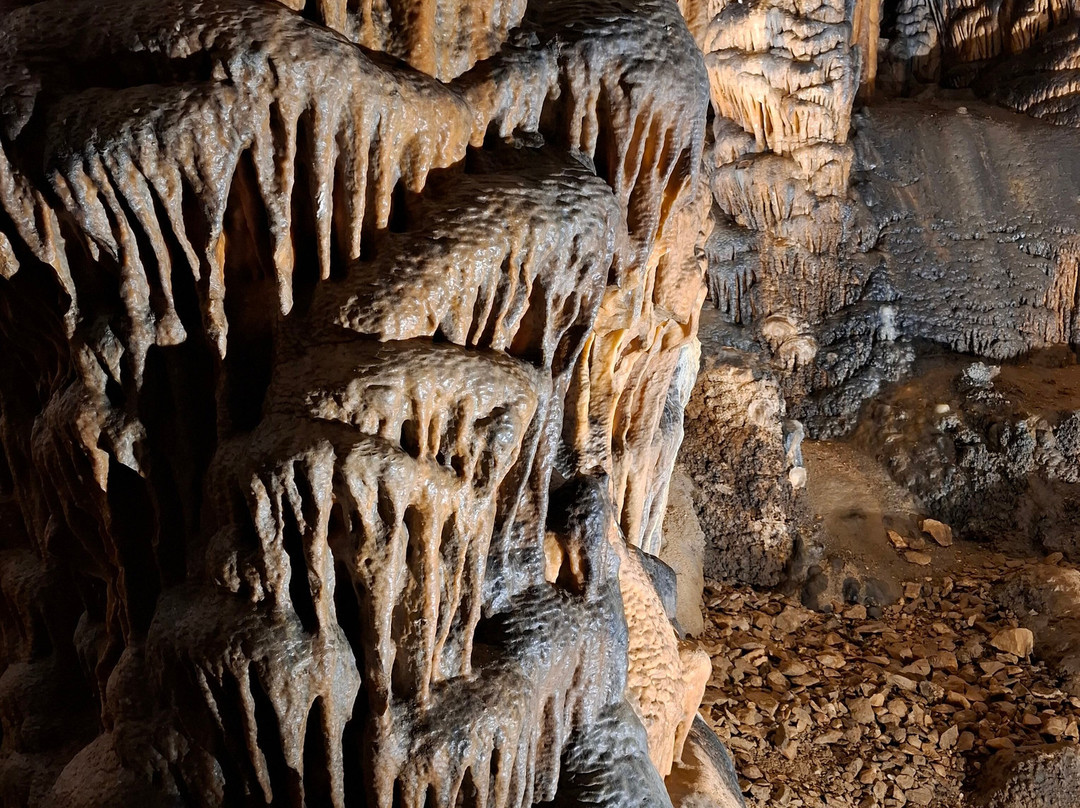 Grotte de Limousis-Limousis必去景点