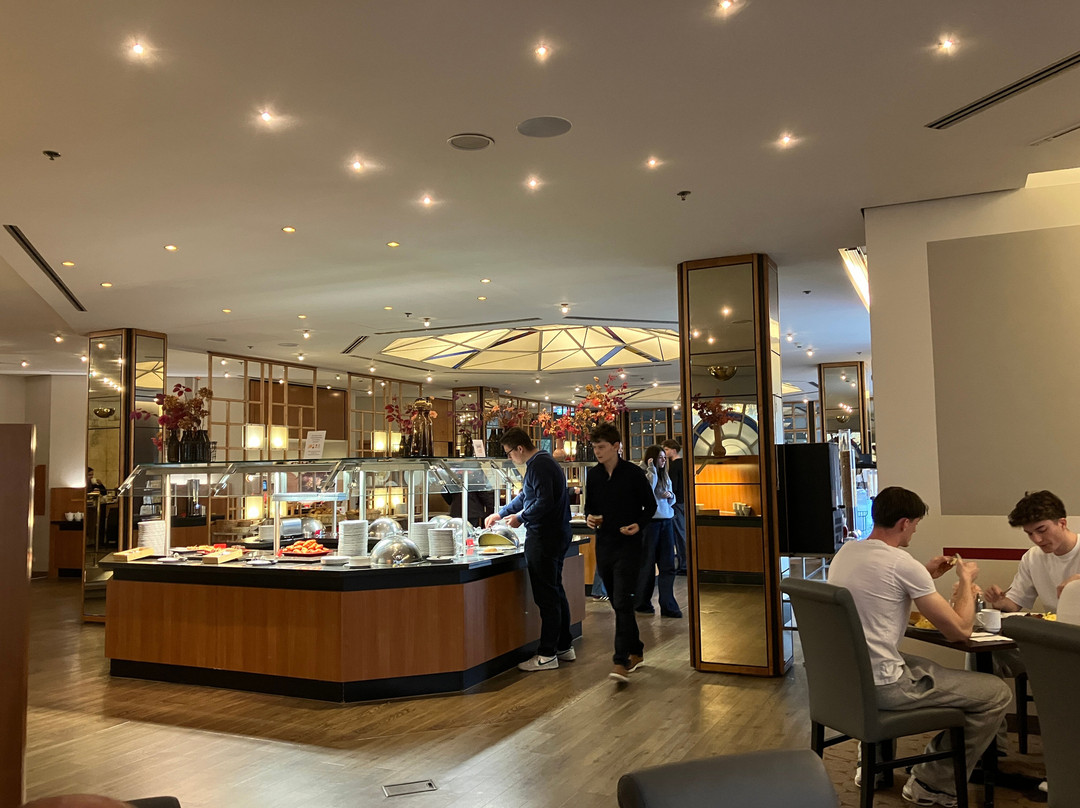 魏玛莱昂纳多酒店主图