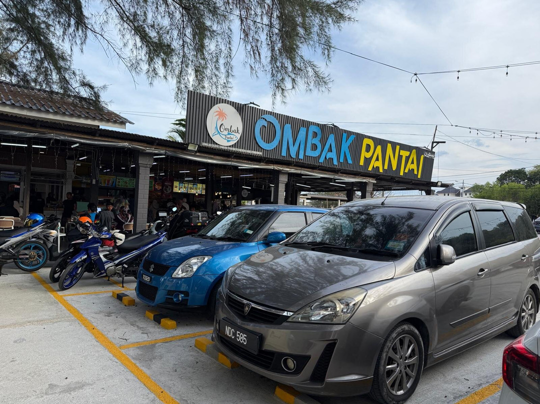 Ombak Pantai Celup Tepung