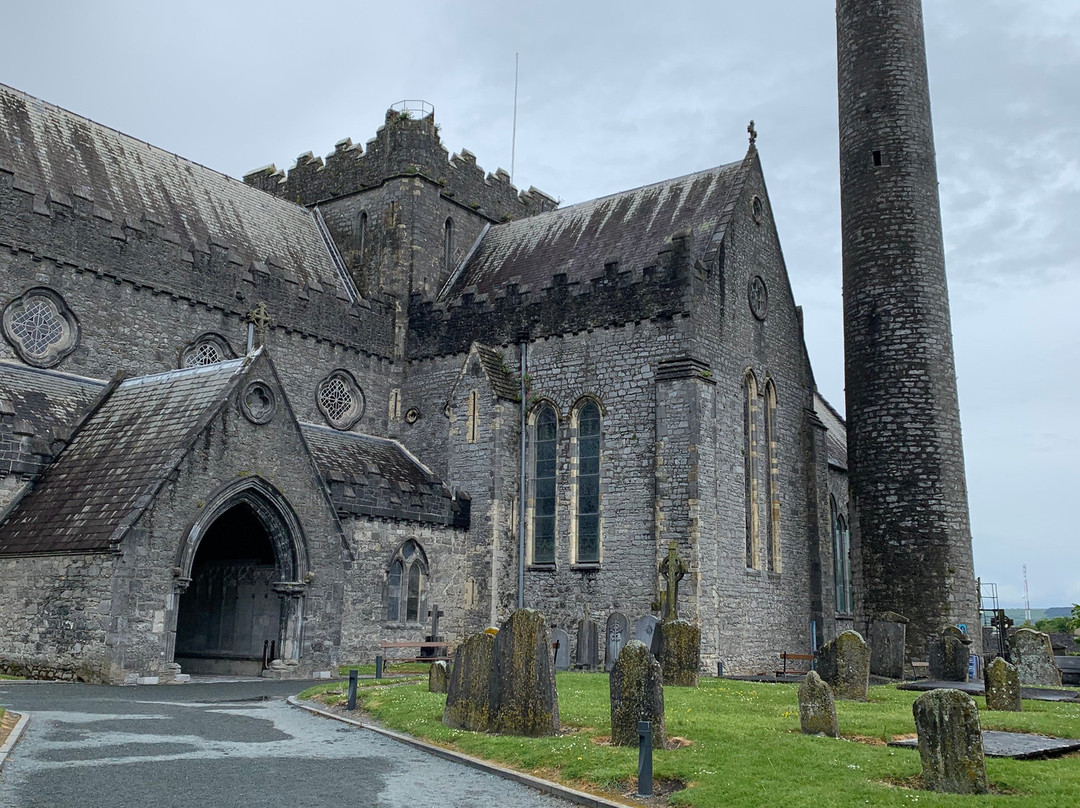 St. Canice's Cathedral & Round Tower-基尔肯尼必去景点