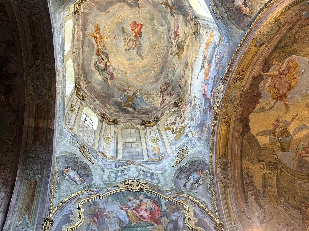 Chiesa parrocchiale di Santa Maria Assunta-奥尔塔圣朱利奥必去景点