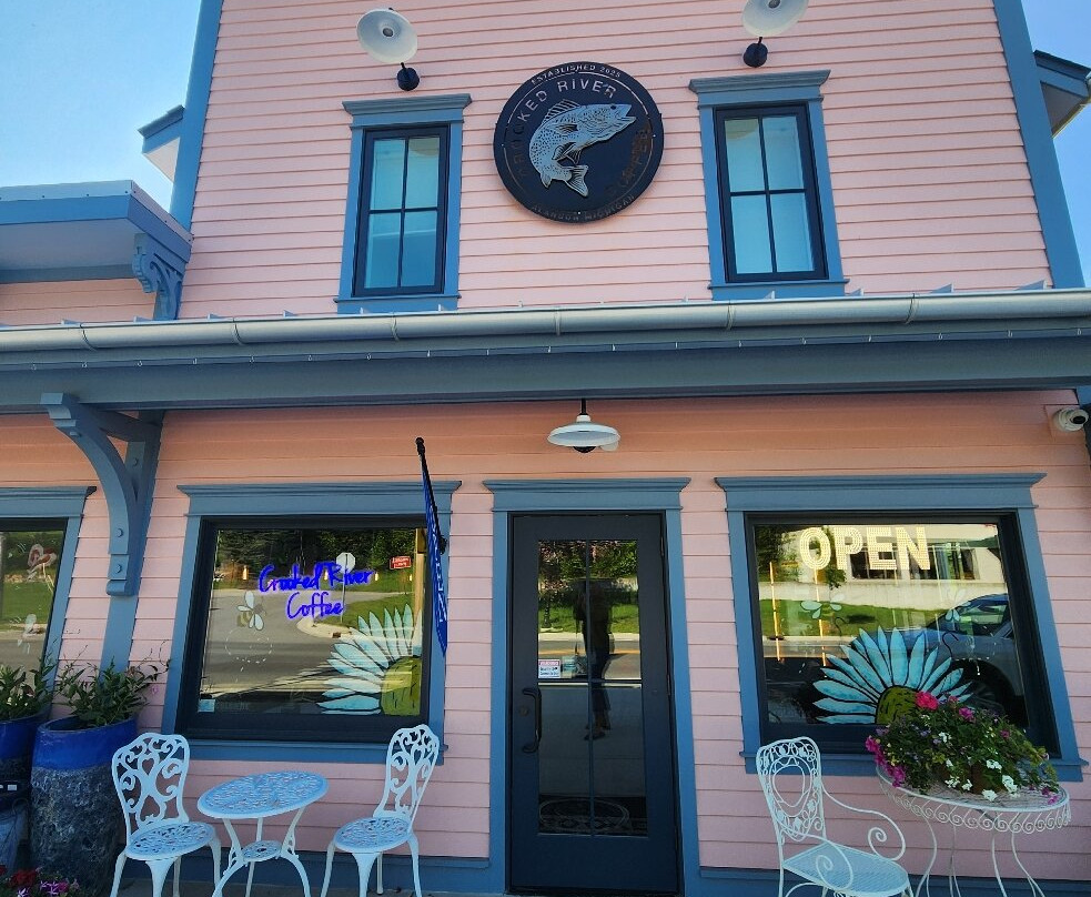 Crooked River Coffee & Cream