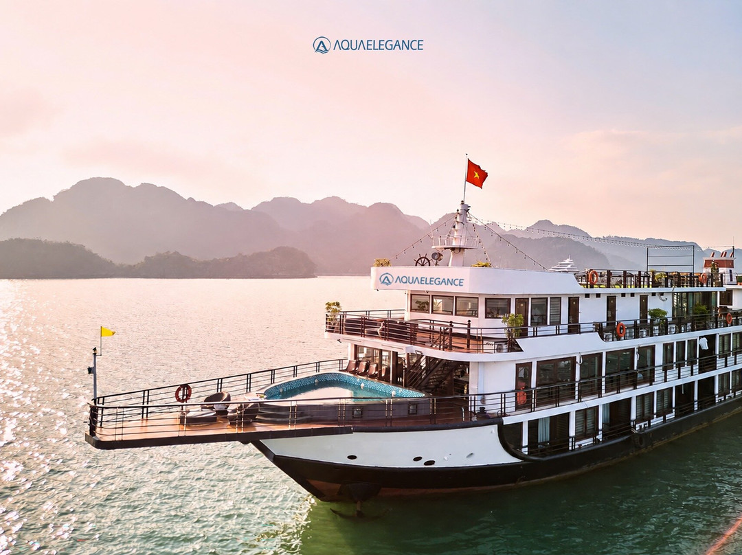 Aqua Elegance Cruise