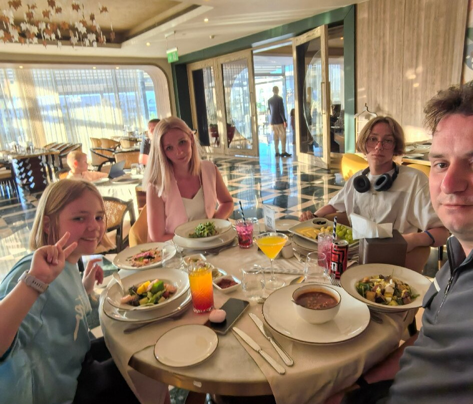 Riviera Restaurant