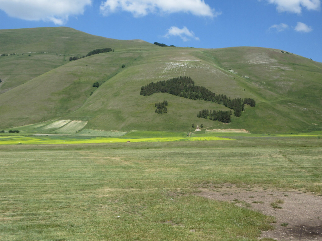 卡斯特鲁奇奥公园-Castelluccio di Norcia必去景点