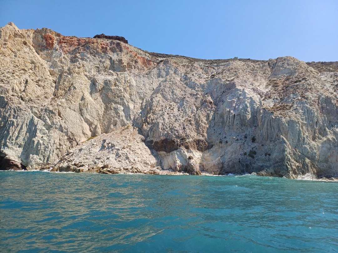 Taxi Boats to Red, White, and Black Beach-阿克罗蒂里必去景点