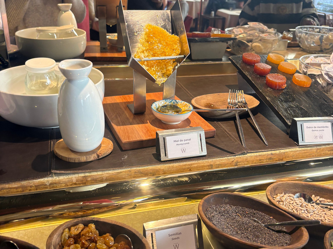 温莎酒店及大厦主图