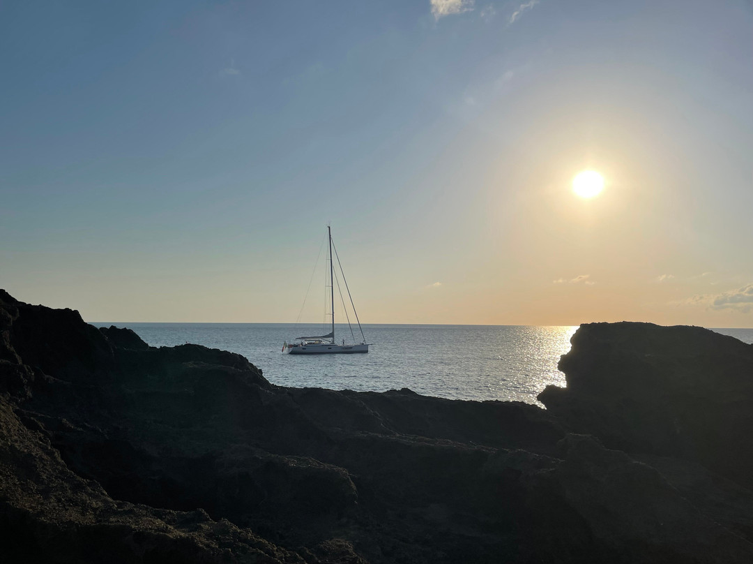 Il Faro Solarium-Ustica必去景点