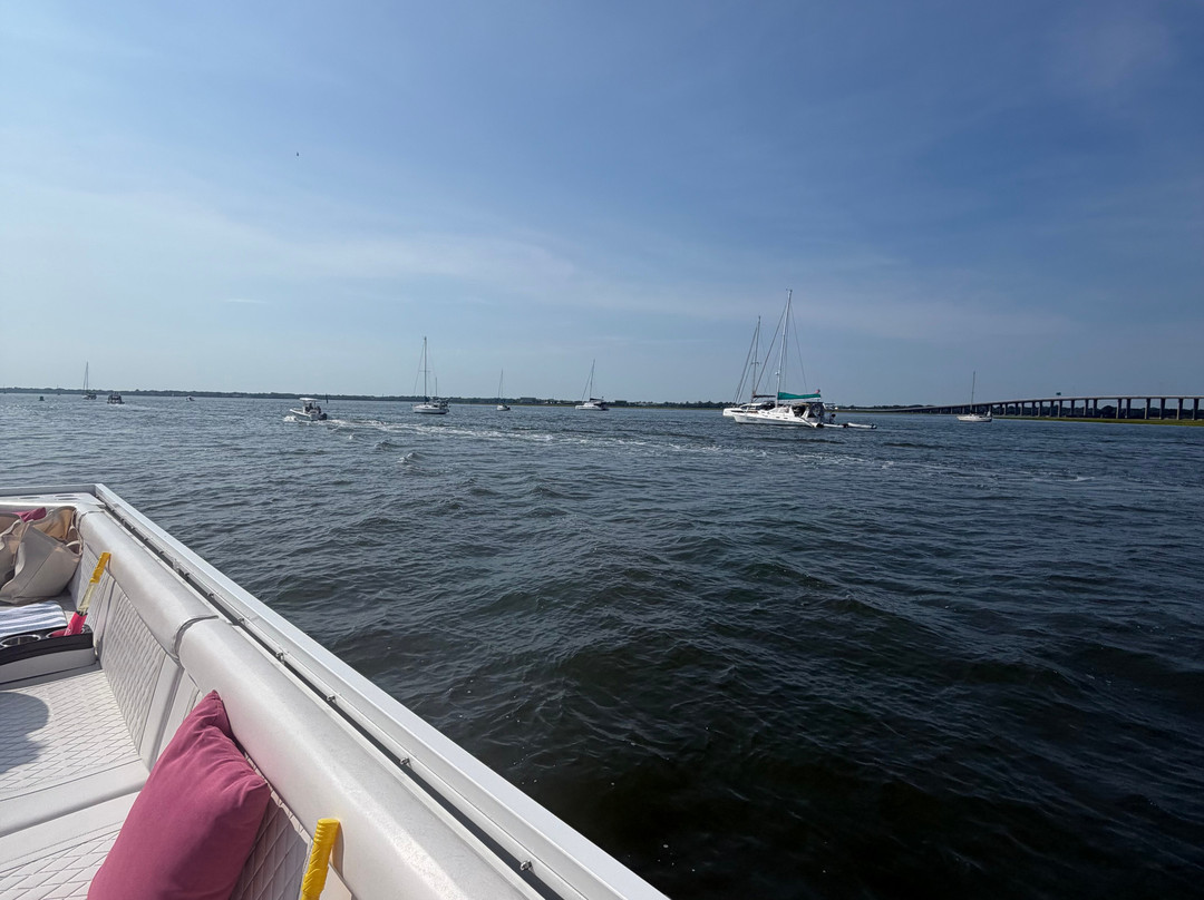 Charleston Party Cat Boat Charters-查尔斯顿必去景点