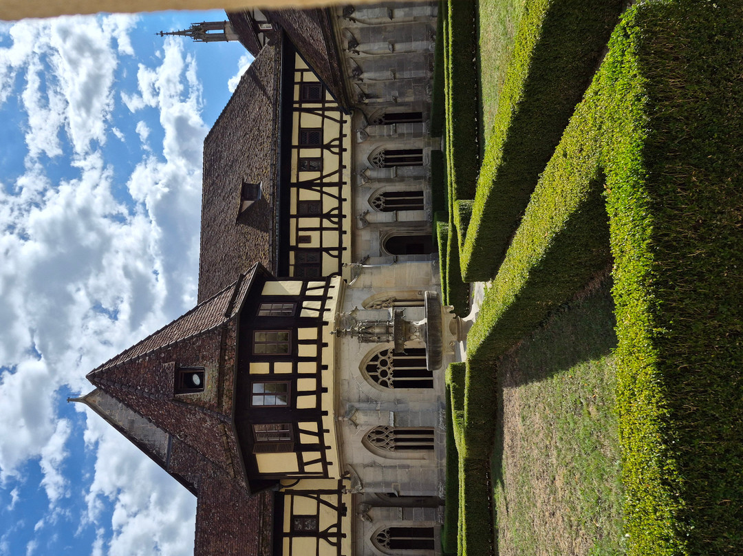 Monastery and Palace Bebenhausen-Bebenhausen必去景点