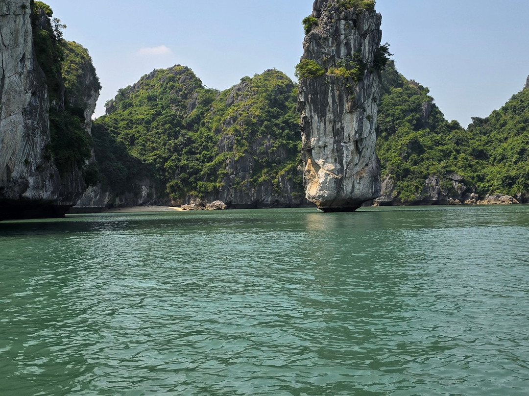 Halong Capella Cruise-海防必去景点