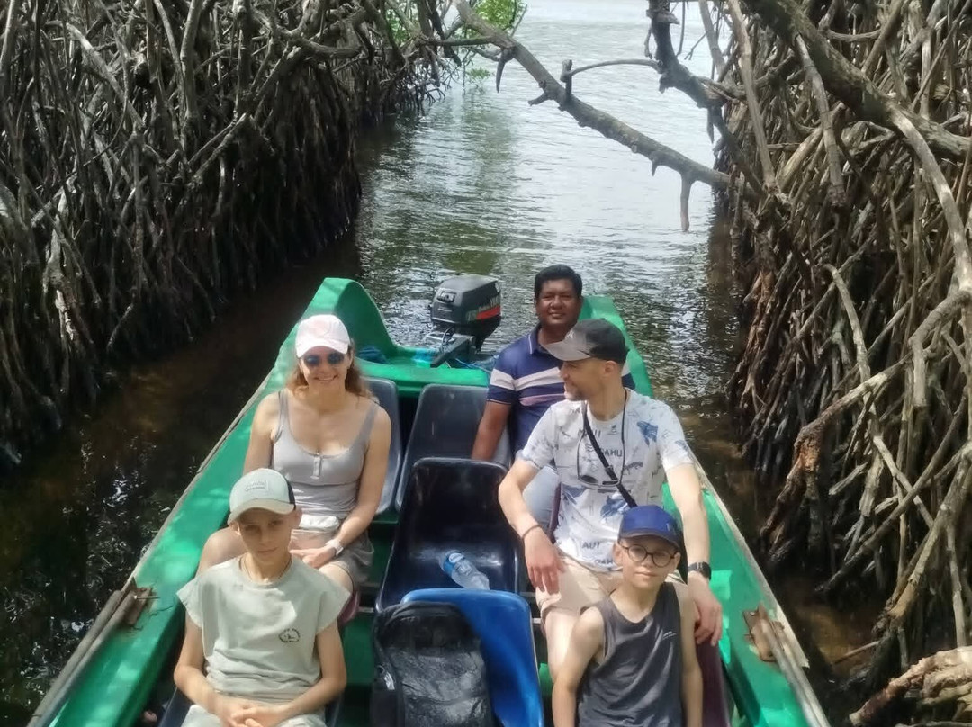 Lanka Roam tour-Warakapola必去景点