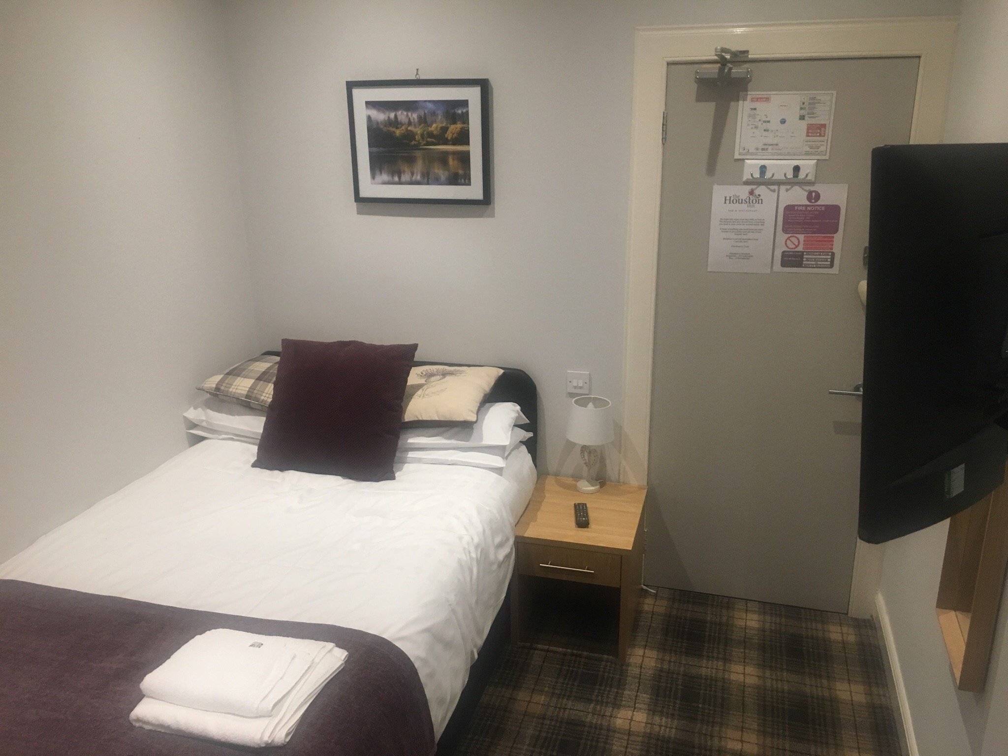 Houston Inn-官方
