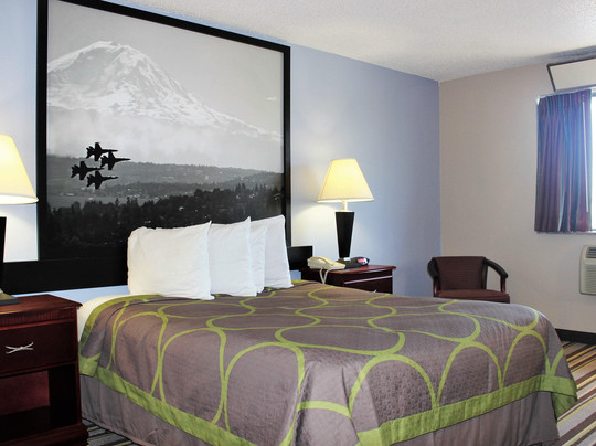 Super 8 by Wyndham Tuscaloosa