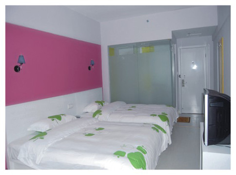 长沙易夜连锁酒店窑岭店主图