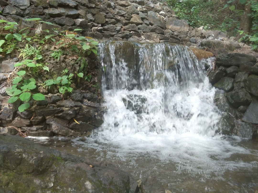 六峰山风景名胜旅游区景点图片