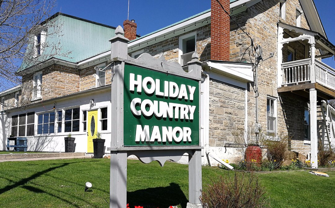 Holiday Country Manor-官方
