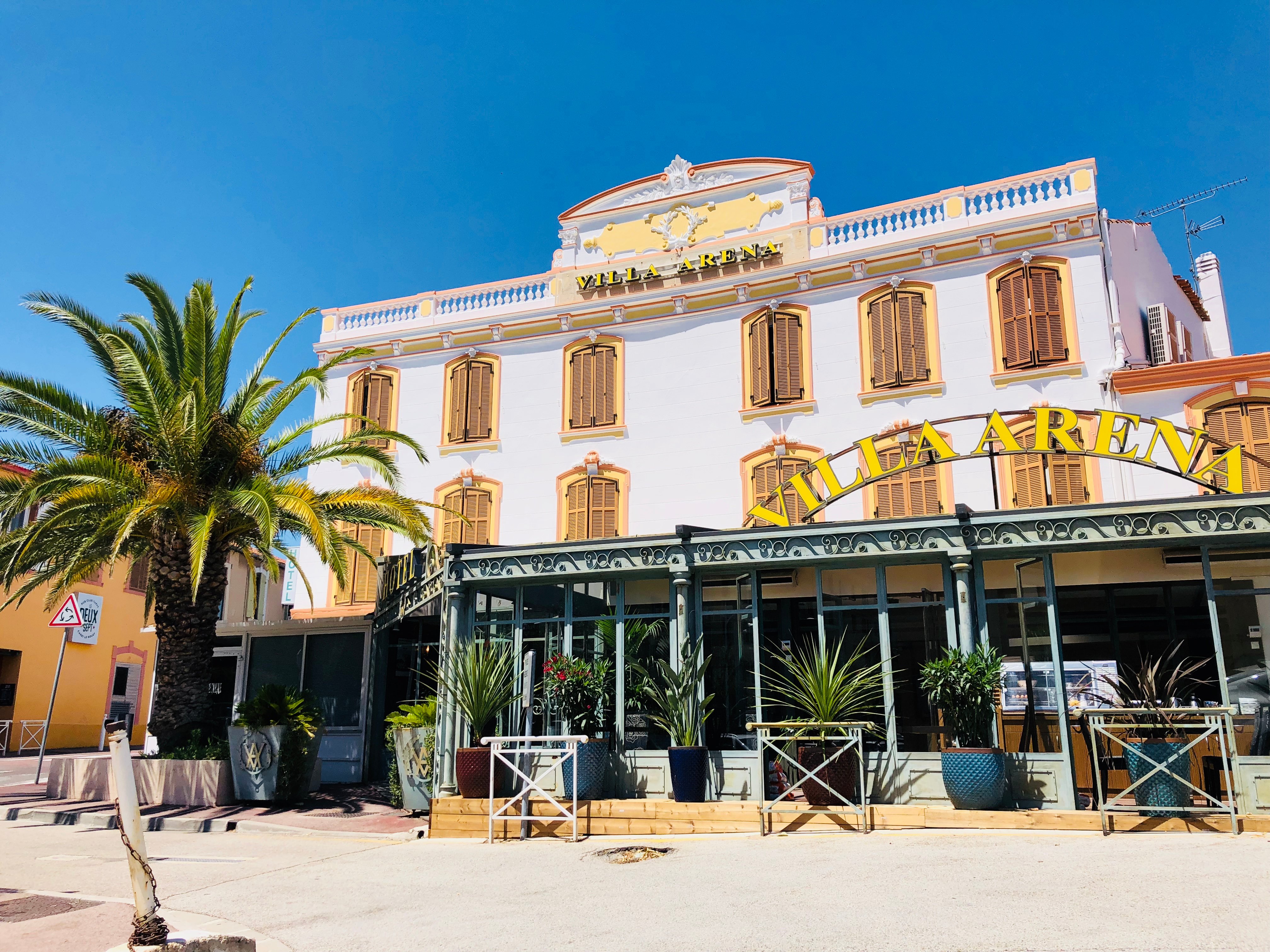 阿瑞那别墅酒店-官方