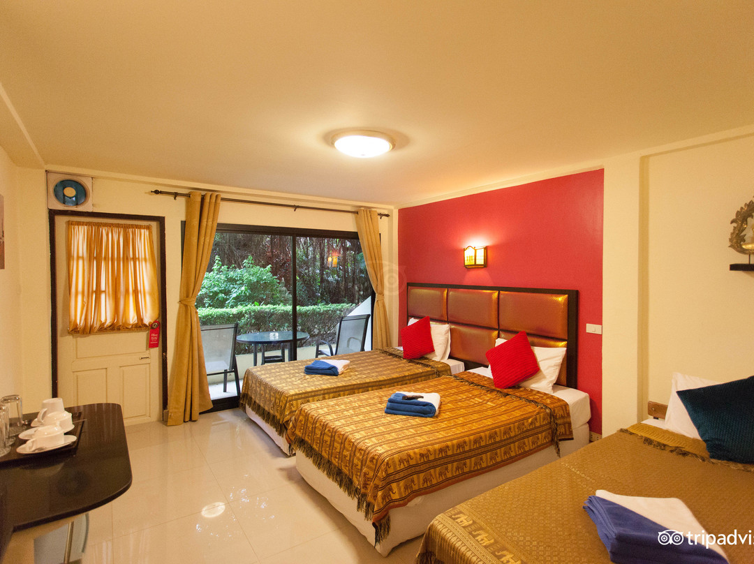 苏梅海滩度假酒店