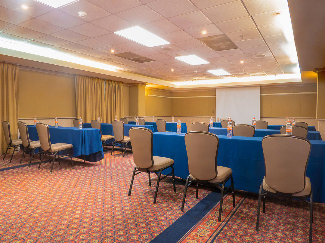 Jardines de la Silla酒店住宿-Holiday Inn Express Monterrey Tecnologico by IHG