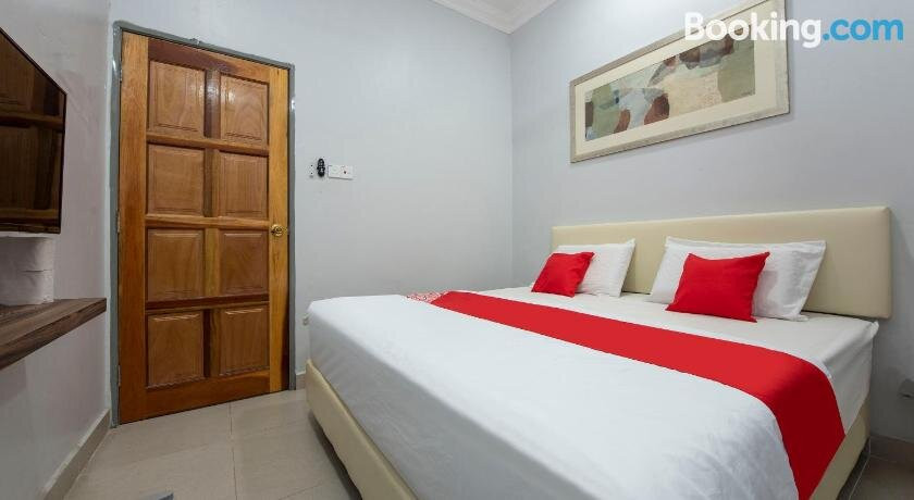 OYO 90234 Sungai Rengit City Resort 2