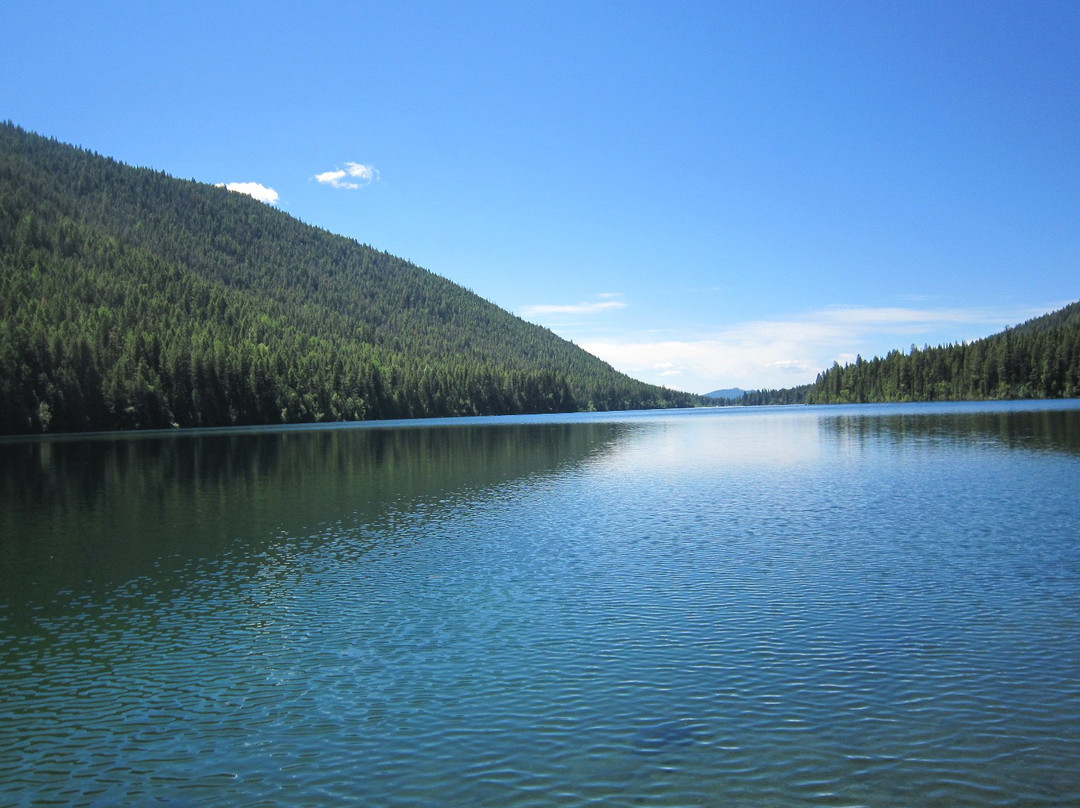Jewel Lake Provincial Park景点图片