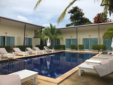 Chalong Princess Pool Villa Resort主图