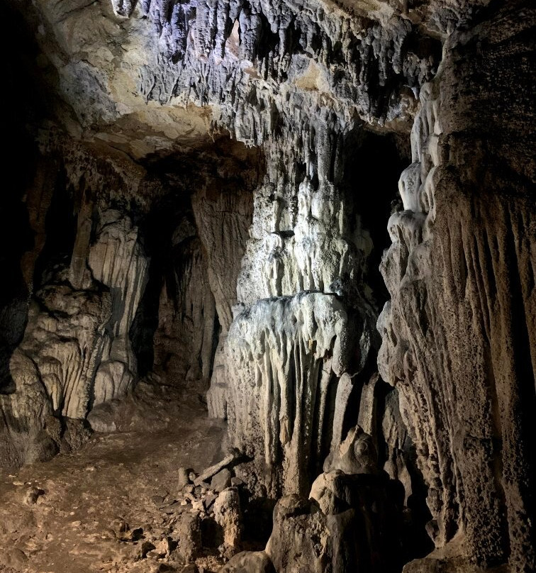 Nadarska cave-Mogilitsa必去景点