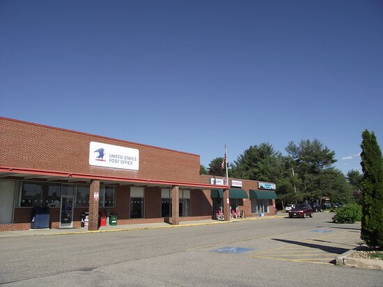 North Windham Shopping Center景点图片