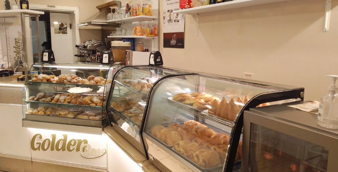 Madonna Marina餐馆和美食-Golden Bar Di Gennaro Davide