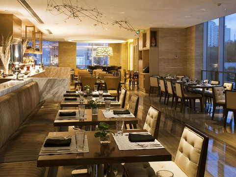 盛宴标帜餐厅(喜来登由由大酒店)主图