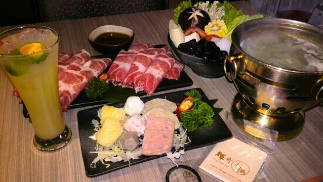 小辉哥(日月光店)主图