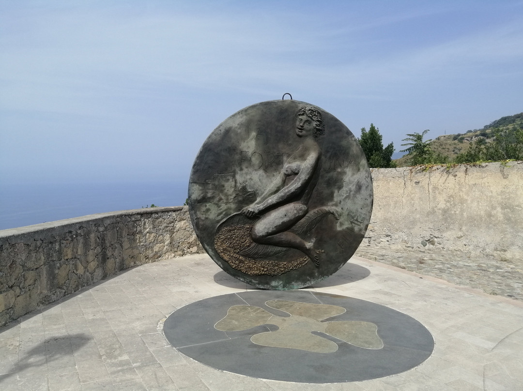 Statua Della Fortuna Di Salvatore Fiume景点图片