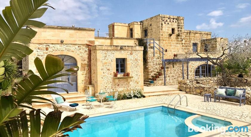 L’Għarix Temple Retreat主图