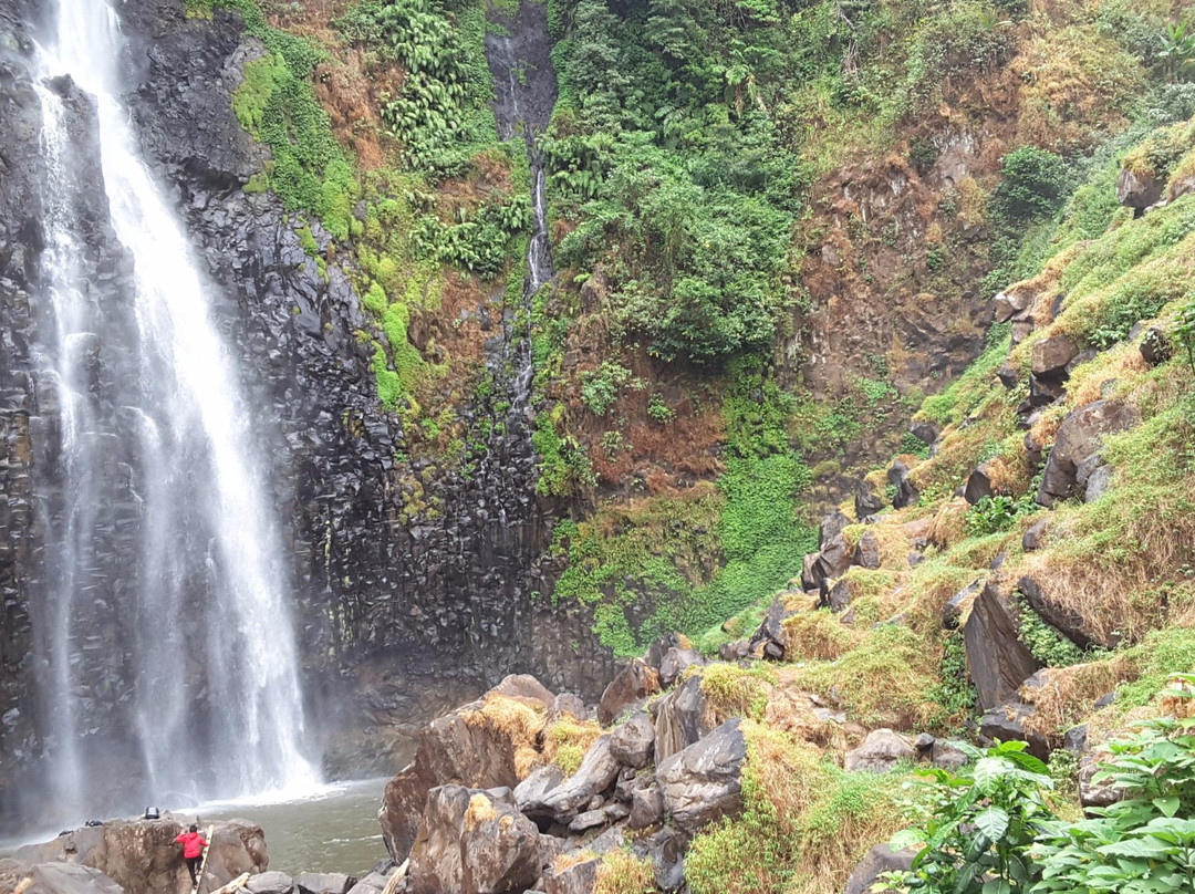 Takapala Waterfall景点图片
