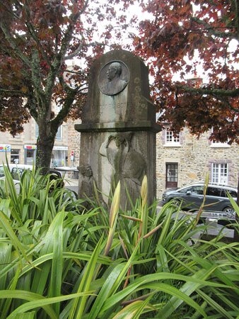 Monument à Théodore Botrel景点图片