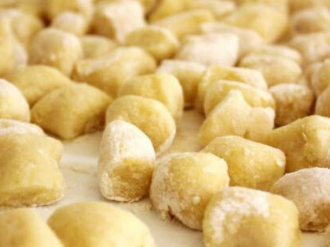 Sarezzo餐馆和美食-Pastificio Raviolificio Gloria