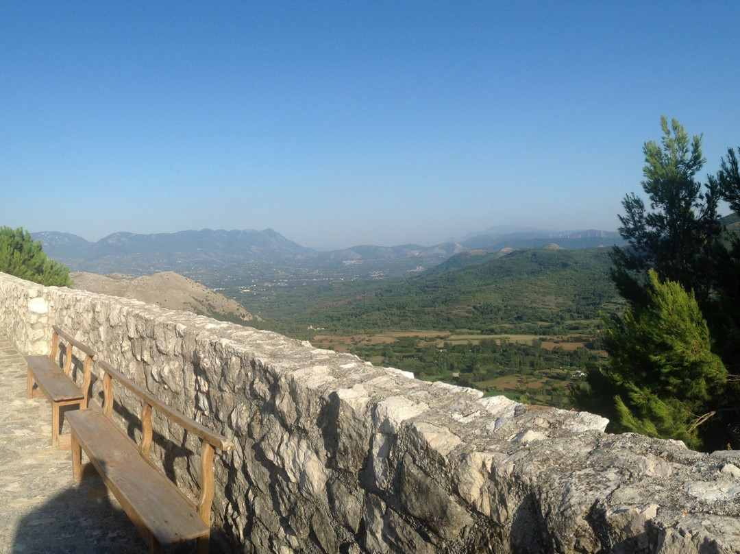 Rudere del Castello Medievale di Castel Morrone景点图片