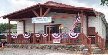 Adairsville旅游景点-Peacock Junction Antique Mall