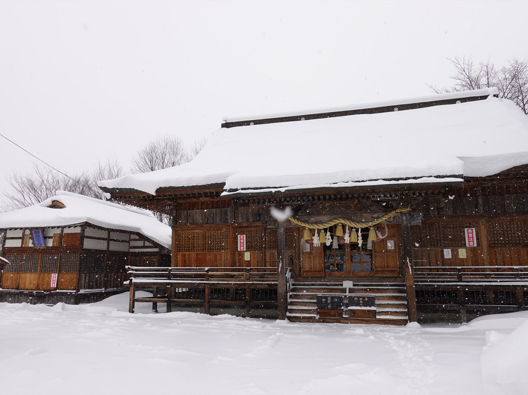 Tadeuga Shrine景点图片